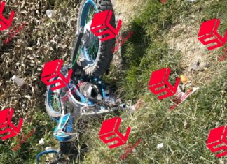 Motociclista grave después de impactarse con un poste en Urireo en Salvatierra.