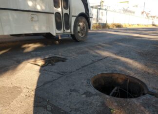 Continúa el robo de coladeras y registros en las calles de Salamanca.
