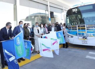 Gobernador inaugura primera estación de UNEBUS en Irapuato. La red se extenderá hasta Celaya.