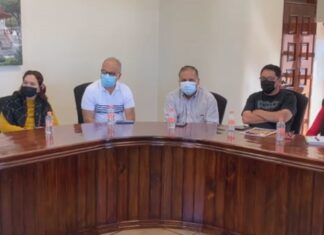 Migrantes yurirenses solicitan a autoridades de gestione el libre acceso al ex covento de Dan Agustín.