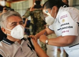 Miércoles y jueves se aplicarán vacunas a personal de educación en 4 sedes de Guanajuato.