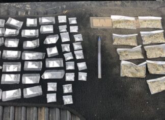 LA POLICÍA DETUVO A TRES PRESUNTOS DISTRIBUIDORES DE DROGA