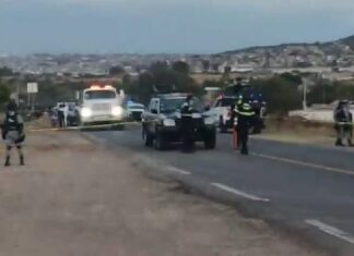 Ejecutan a tres personas que viajaban en una moto en la comunidad de El Rejalgar, en Apaseo El Alto.