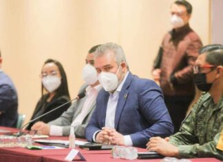 Por decreto, multarán con 2 mil 800 pesos o arresto a quienes no usen cubrebocas, en Morelia.