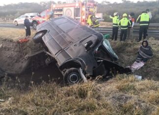 TRAGEDIA RUMBO A SAN JUAN DE LOS LAGOS, VOLCADURA DEJO UN SALDO DE 12 MUERTOS Y 12 LESIONADOS.