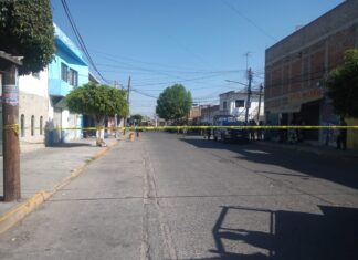 Ejecutan a dos en la colonia Insurgentes en Celaya.