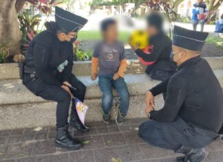 OFICIALES INSTRUCTUCTORES CADETES DE INFOPOL PERSONAL DE DIF Y SIPINNA RESCATAN A MENORES SOLOS EN VÍA PÚBLICA