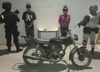 TRES PERSONAS SON DETENIDAS CON DROGA Y ESTRELLAS PONCHALLANTAS