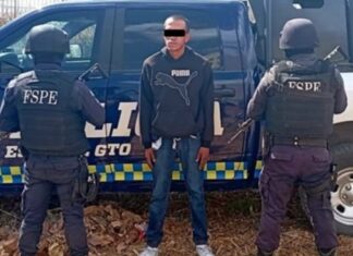 Elementos de las FSPE detuvieron en Irapuato a un sujeto con un arma de fuego y drogas.