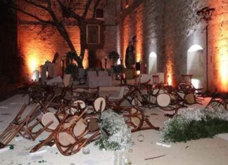 Profesores del CNTE irrumpen en donde sería la boda de Elba Esther Gordillo