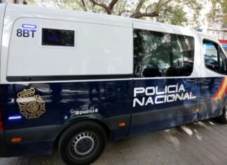 Joven de 15 años asesina a toda su familia en España; le quitaron el internet por bajas calificaciones