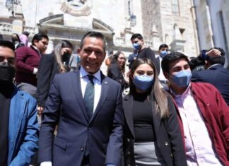 Conmemoran 70 años de la construcción de la escalinata y auditorio general de la Universidad de Guanajuato.