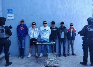 DETIENE POLICÍA MUNICIPAL A SEIS PRESUNTOS DELINCUENTES CON ARMAMENTO, DROGA Y CHALECO BALÍSTICO