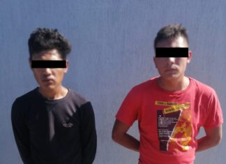 POLICÍA DETIENE A DOS CON PRESUNTA DROGA EN CELAYA.