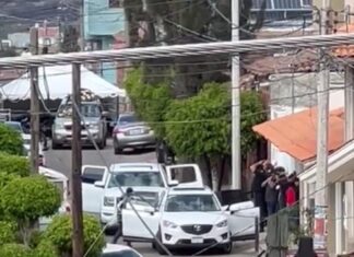 Comando fuertemente armado irrumpió en un velorio y asesinaron a más de 15 personas.