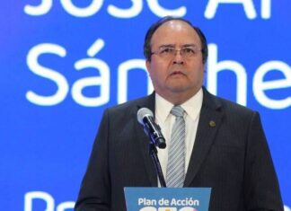 Fiscalía de Justicia de Guanajuato dicta medidas cautelares contra síndico de León por violencia política en razón de género.