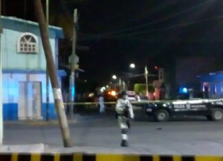 Un hombre que viajaba en un Uber fue atacados balazos en la colonia Emiliano Zapata en Celaya.