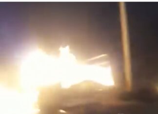 Seis cuerpos calcinados se encontraron en una camioneta incendiada en Rincón de Tamayo en Celaya.