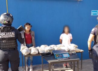 DETIENEN A DOS MUJERES POR DELITOS CONTRA LA SALUD