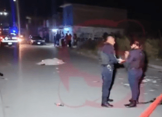 Un hombre que se dedicaba a vender tamales, murió atropellado en la colonia Las Rosas en Salamanca.