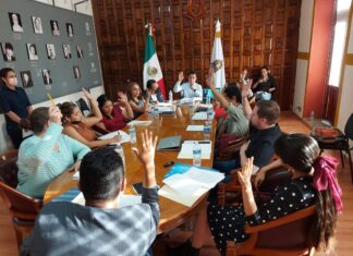 Nepotismo y cargos públicos para amigos y allegados delos regidores integrantes del Ayuntamiento, todo le aprueban Germán Cervantes en Salvatierra.