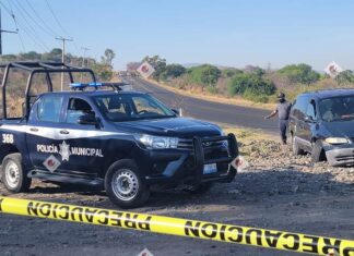 Adolescente que viajaba en moto murió arrollado en la carretera federal Uriangato- Yuriria