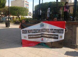 Telefonistas salmantinos se manifiestan para exigir mejores condiciones laborales a la empresa Telmex