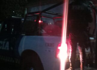 Ejecutan a un hombre al interior de un vehículo en la colonia Las Delicias en Celaya