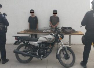 DOS JÓVENES SON DETENIDOS COMO INCULPADOS EN ROBO