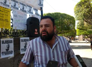 Morenistas salmantinos denunciaron como «Traidores a la Patria» a legisladores panistas y demás oposición por votar contra la reforma eléctrica