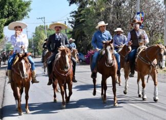 Se llevó a cabo la Cabalgata por la Fraternidad en Apaseo el Grande