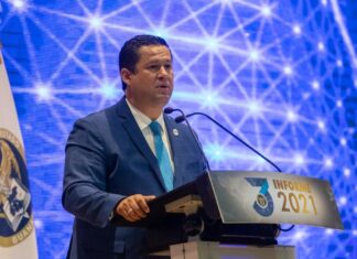 En mensaje con motivo de su III Informe de actividades, el Fiscal Carlos Zamarripa Aguirre reiteró que la función de la institución es investigar. Rechazó los pronunciamientos de quienes pretenden disociar y deformar la facultad legal que tiene la institución.