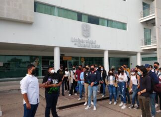 Estudiantes de UG campus Salamanca rinden homenaje a Ángel