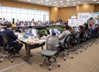 El Fiscal General del Estado, Carlos Zamarripa Aguirre, sostuvo una mesa de trabajo con diputadas y diputados