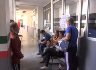 Sindicato realiza paro indefinido en oficinas del BIENESTAR en la ciudad de Guanajuato.