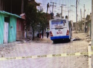 Un hombre de la tercera edad perdió la vida al ser arrollado por un camión urbano en la comunidad San Roque en Irapuato