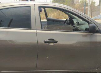 La Policía de León detuvo a tres distribuidores de droga que se transportaban en vehículo robado