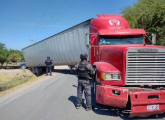 Policías municipales de Celaya recuperan tractocamion robado y detiene a inculpado