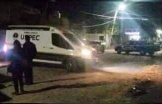 Sicarios abandonan cadáver engrilletado en Morelia Mich.