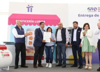 Emprendedores de 14 municipios reciben apoyos por parte del gobierno de Guaajuato