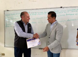 TIENEN CHARLA SOBRE DERECHOS HUMANOS