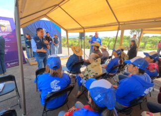 Se cumple promesa a habitantes de comunidades lejanas en Salvatierra.