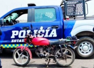 Elementos de la FSPE aseguraron dos motocicletas en San Felipe y Valle de Santiago respectivamente, hubo una persona detenida.