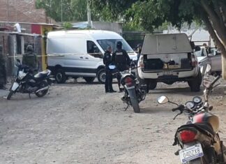 Un menor de edad fue asesinado a balazos en la madrugada de este martes en la colonia El Molino, en Apaseo El Grande.