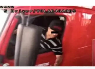 Conductor del tráiler donde murieron 53 migrantes podría enfrentar pena de muerte en EU