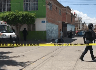 Ataque armado en la colonia Flores Magón Norte en Irapuato, dejo un saldo de un hombre muerto y dos heridos de gravedad.