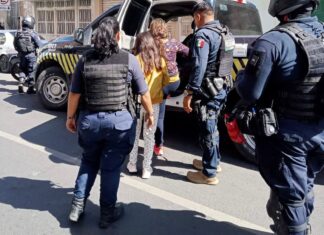 Policías de Salamanca rescatan a víctima de secuestro virtual.