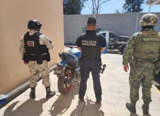 Policía Municipal de Salamanca recupera motocicleta robada.