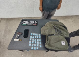 POLICÍA MUNICIPAL DETIENE A DOS HOMBRES CON ARMA Y DROGA