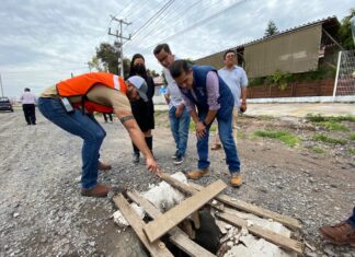SUPERVISAN TRAMO DEL BOULEVARD AFECTADO POR LLUVIAS EN SALVATIERRA.